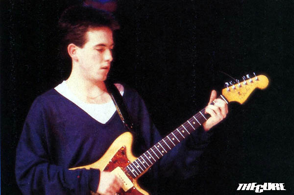 19791208-chorus-fr-photo-from-pics