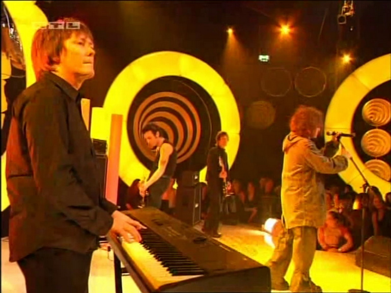 20041218-totp-tv-014