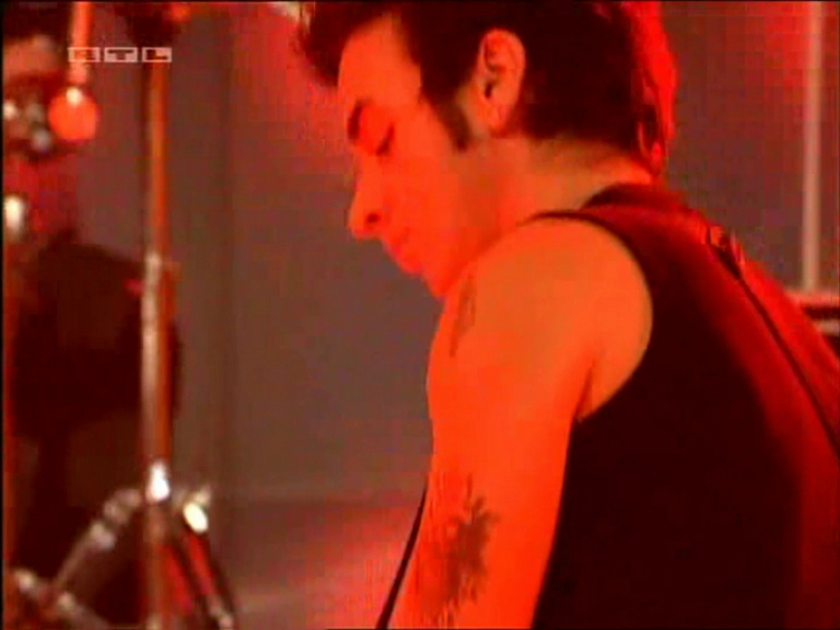 20041218-totp-tv-017