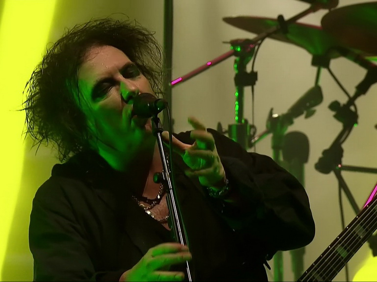 Flow Festival 2019 (TV) - The Cure | Flowers Of Love 